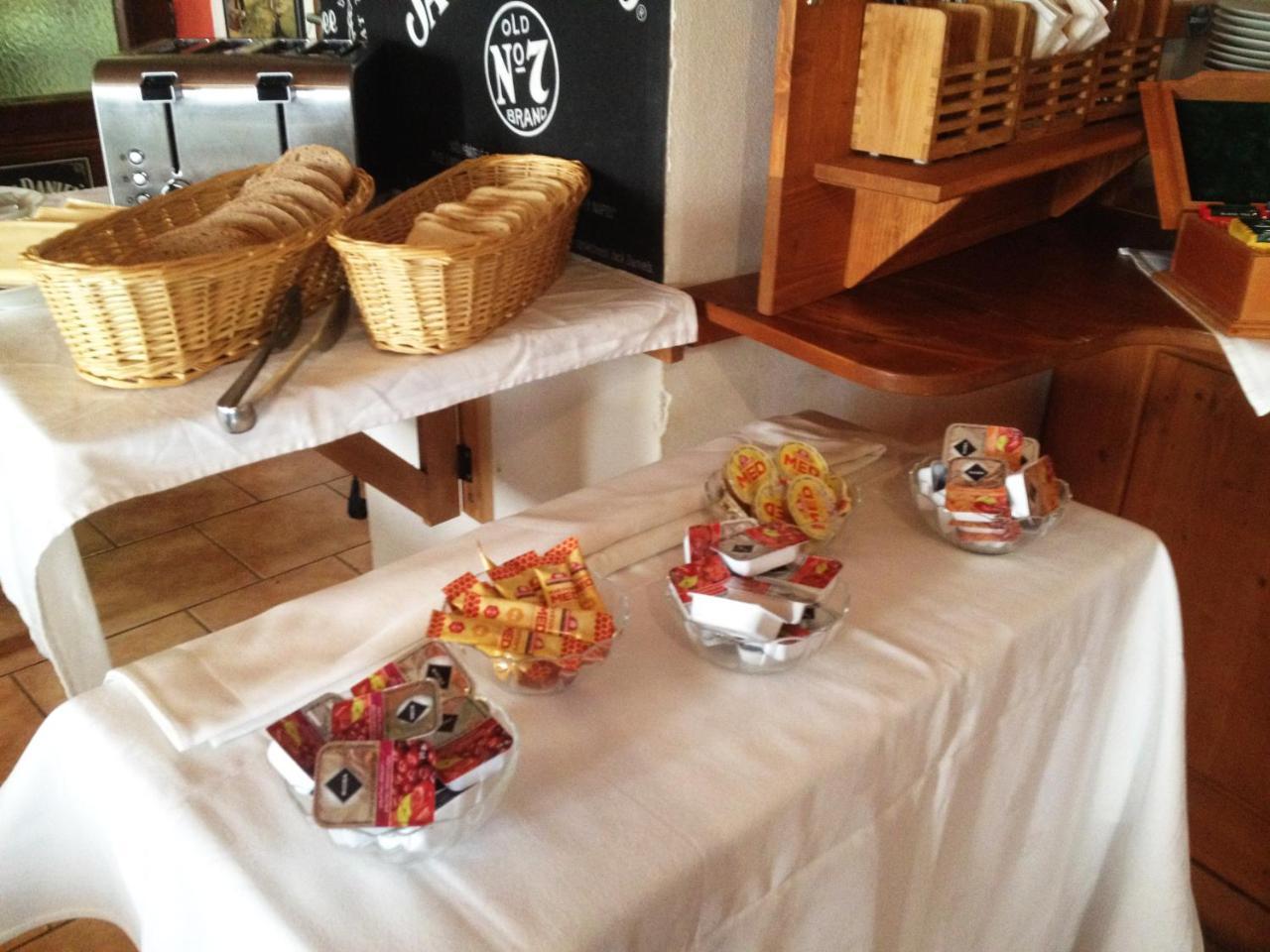 Pension Alfa & Whisky Pub Tabor Luaran gambar